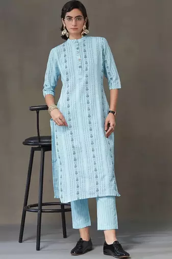 women ethnic motifs printed regular kurta with trousers