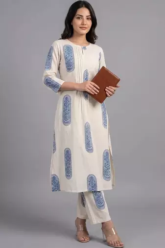 smart printed kurta sets