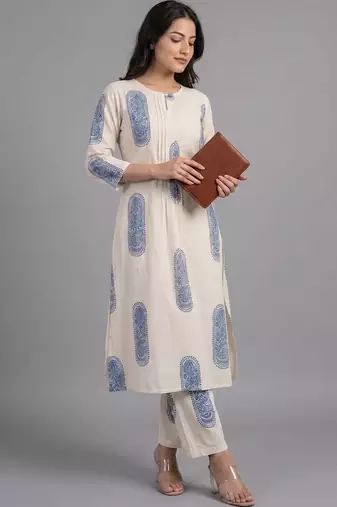 smart printed kurta sets