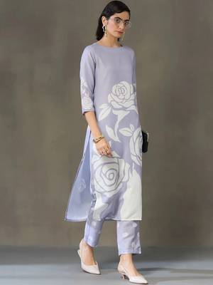 everyday workwear women printed kurta with trousers 3