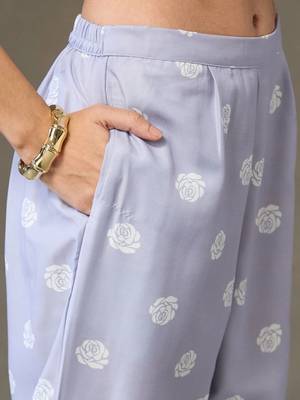 everyday workwear women printed kurta with trousers 4
