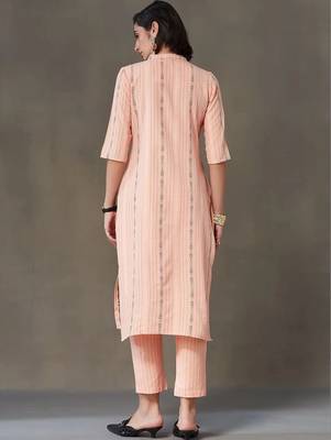 everyday workwear women printed kurta with trousers 7