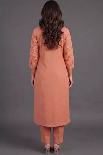 formal women embroidered kurta with trousers