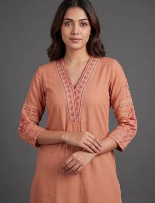 formal women embroidered kurta with trousers 7