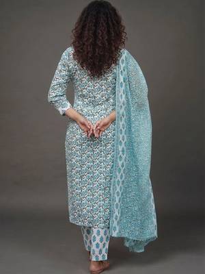 workwear women printed kurta with trousers with dupatta 3