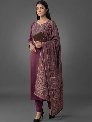 workwear women embroidered kurta with trousers with dupatta 1