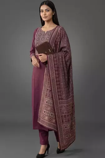 workwear women embroidered kurta with trousers with dupatta