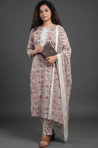 smart women printed kurta with trousers with dupatta