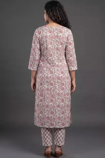 smart women printed kurta with trousers with dupatta