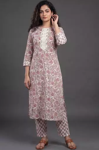 smart women printed kurta with trousers with dupatta