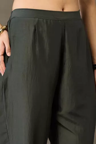 structured women kurta with trousers