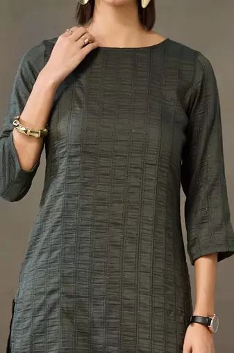 structured women kurta with trousers