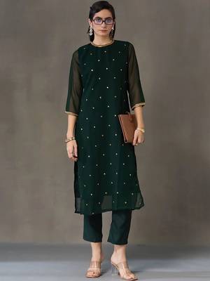 workwear women embroidered kurta with trousers 3