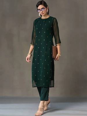 workwear women embroidered kurta with trousers 6