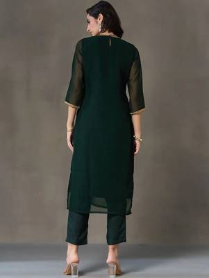 workwear women embroidered kurta with trousers 7