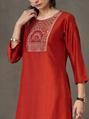 tailored women kurta sets 5
