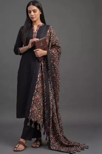 everyday workwear women kurta with trousers with dupatta