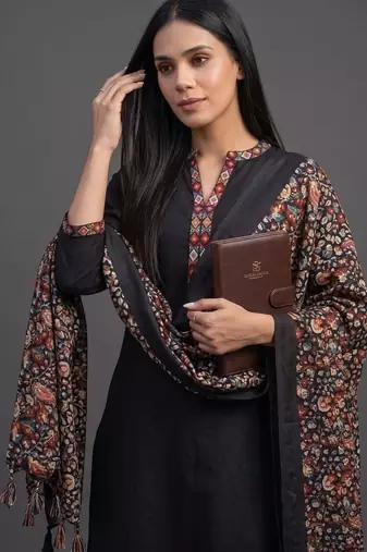 everyday workwear women kurta with trousers with dupatta