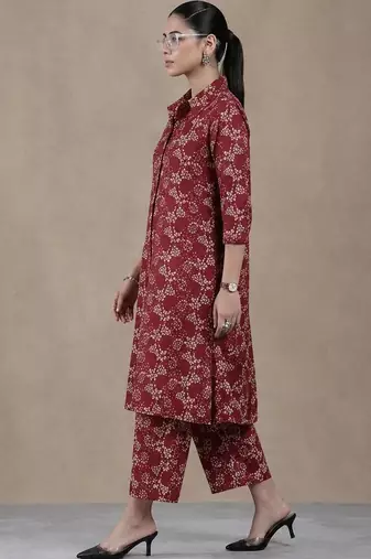 women floral printed regular cotton kurta with trousers