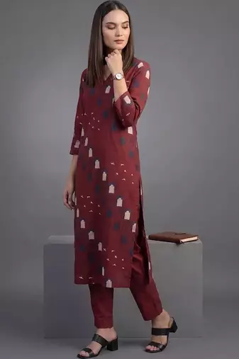 tailored women printed kurta with trousers