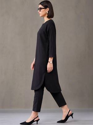 everyday workwear solid cotton kurta sets 2