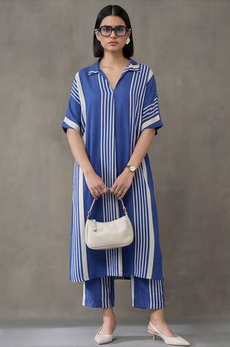 women striped regular kurta with trousers