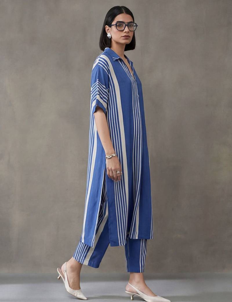 women striped regular kurta with trousers