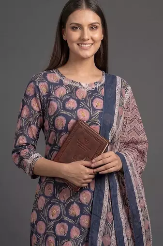 tailored women printed kurta with trousers with dupatta