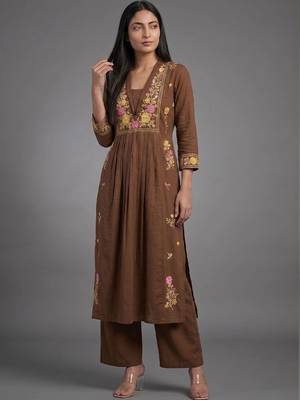 tailored women embroidered kurta with palazzos 3