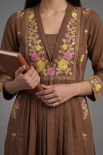 tailored women embroidered kurta with palazzos