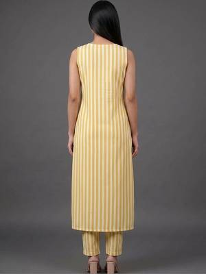 workwear women striped kurta with trousers 3