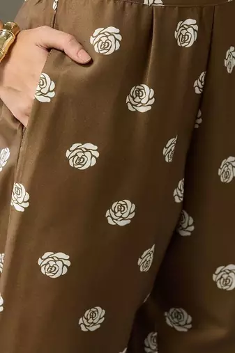 everyday workwear women printed kurta with trousers