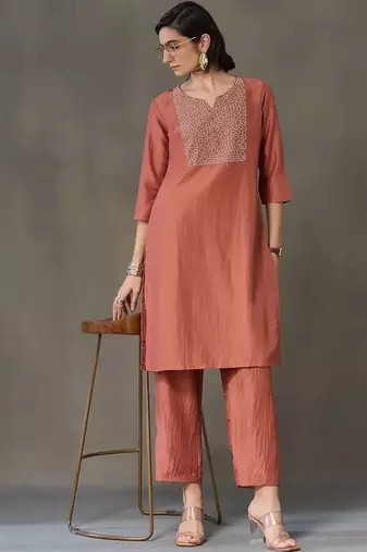 tailored women embroidered kurta with trousers