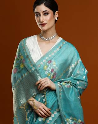 blue floral woven design zari banarasi saree 4
