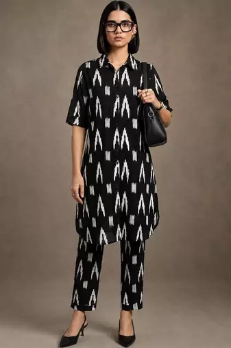structured printed cotton kurta sets