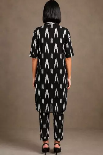 structured printed cotton kurta sets