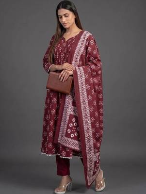 tailored women printed kurta with trousers with dupatta 3