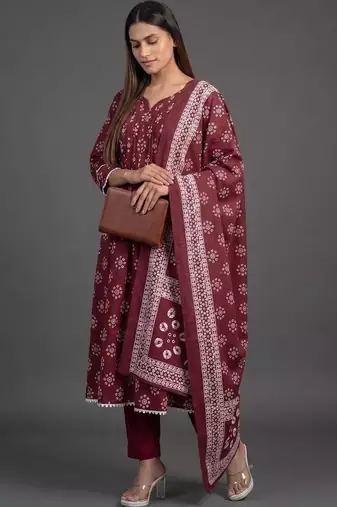tailored women printed kurta with trousers with dupatta