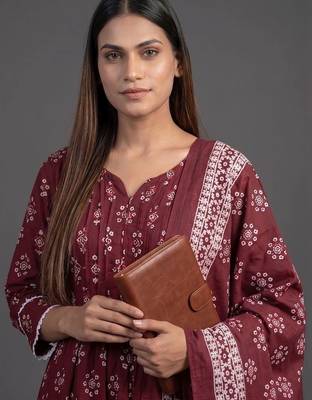 tailored women printed kurta with trousers with dupatta 4
