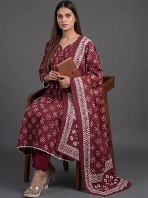 tailored women printed kurta with trousers with dupatta 6