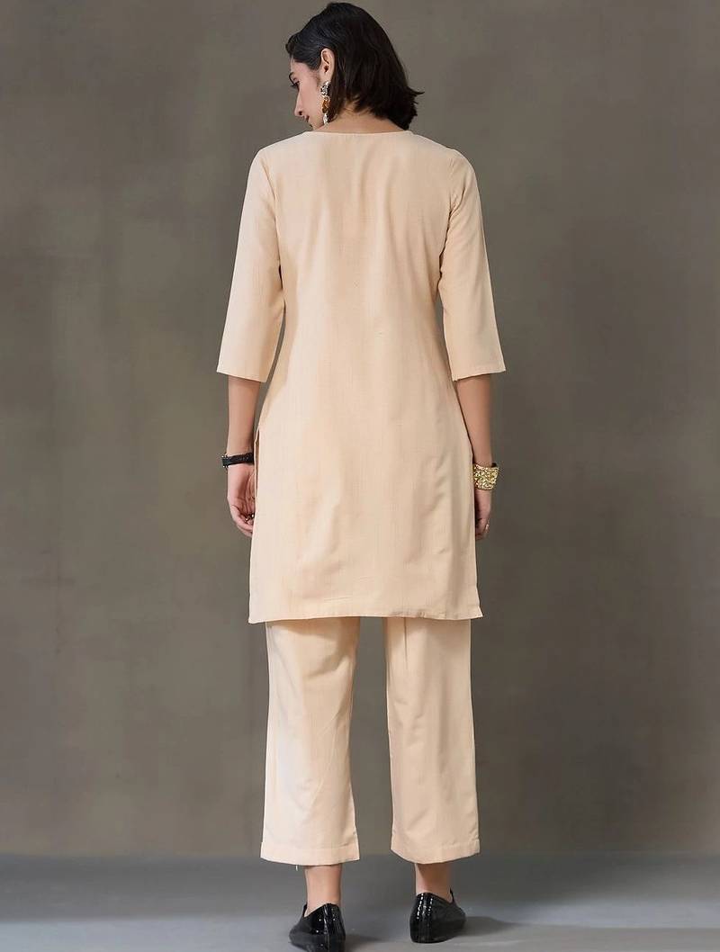 structured women embroidered kurta with trousers
