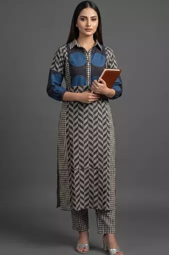 tailored women printed kurta with trousers