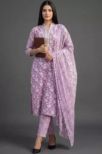 tailored kurta sets