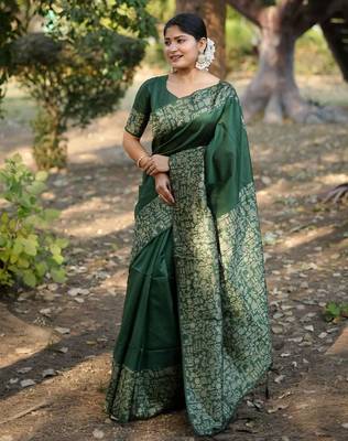 green silk blend saree 1