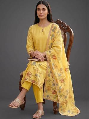 workwear women printed kurta with trousers with dupatta 6