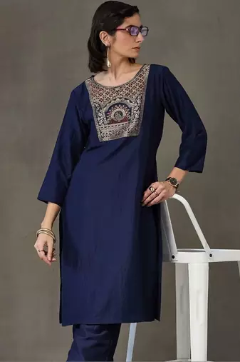 structured women embroidered kurta with trousers