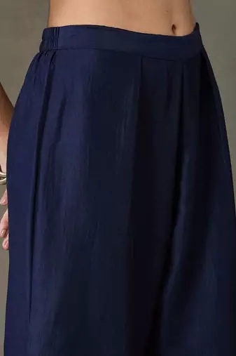 structured women embroidered kurta with trousers