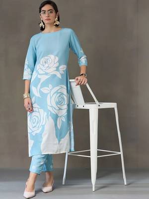 formal women printed kurta with trousers 2
