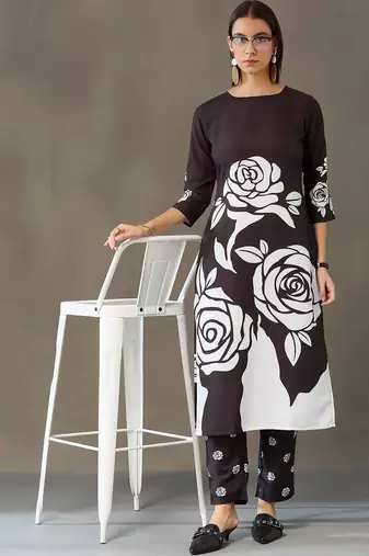 smart women kurta with trousers