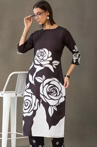smart women kurta with trousers